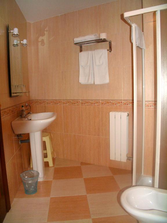 Hostal Camino Real Гранада Стая снимка