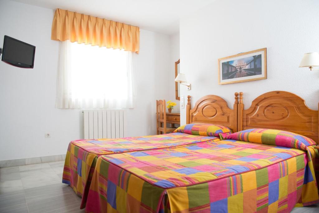 Hostal Camino Real Гранада Стая снимка