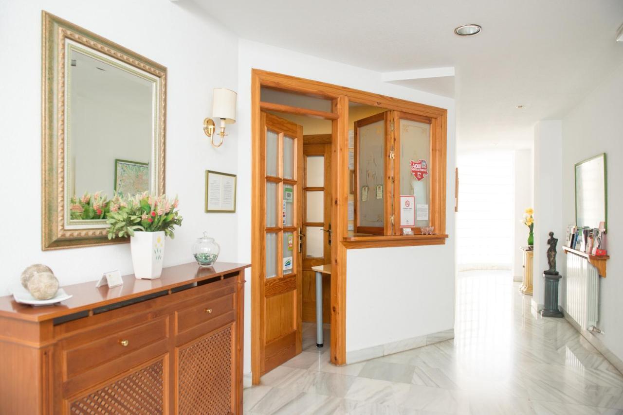 Hostal Camino Real Гранада Екстериор снимка